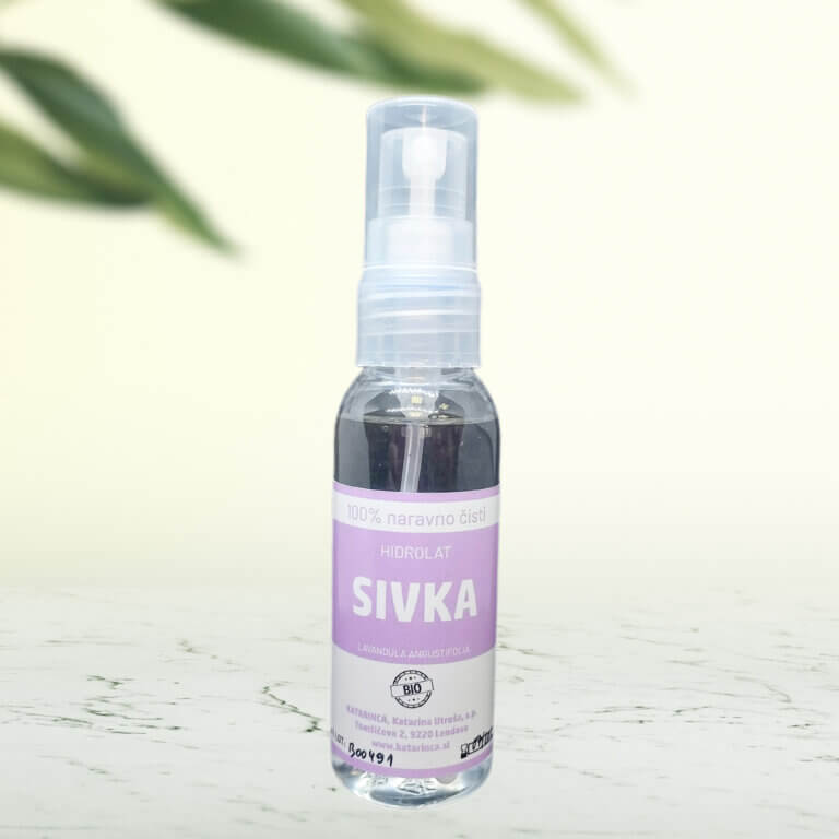 Katarinca slovenska naravna kozmetika naravni hidrolat sivka bio